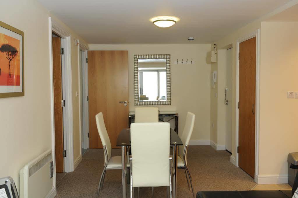Your Stay Bristol Cotham Lawn Exterior photo