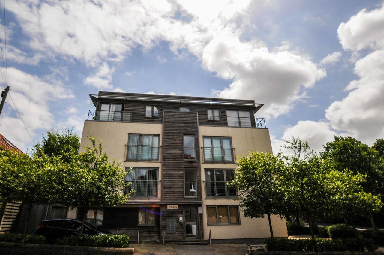 Your Stay Bristol Cotham Lawn Exterior photo